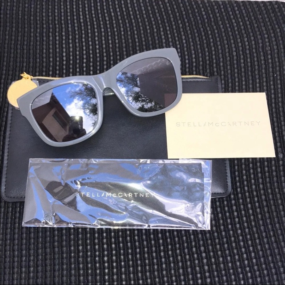 NWOT Stella McCartney Gray Sunglasses with Black Lenses